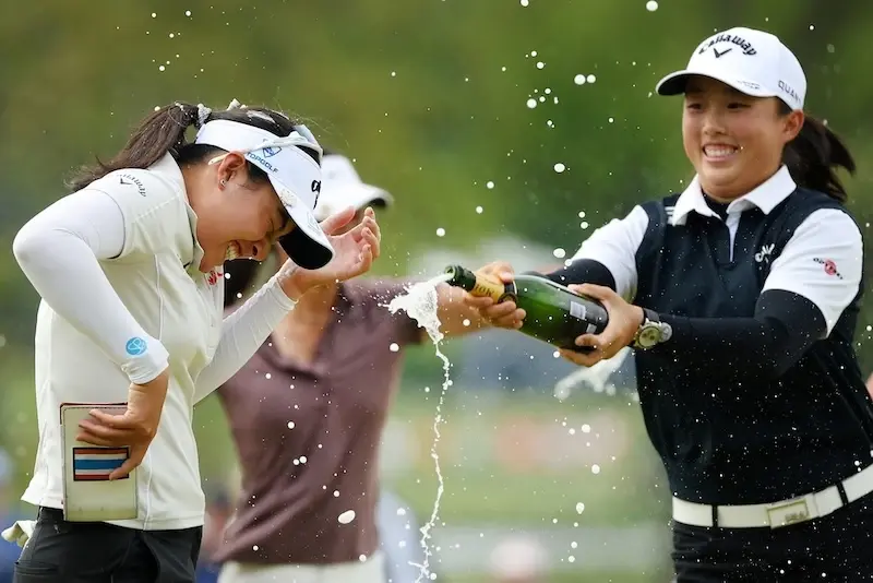 จีโน่ อาฒยา ฐิติกุล กับ หยิน รัวหนิง หลังคว้าแชมป์ Mizuho Americas Open 2026 