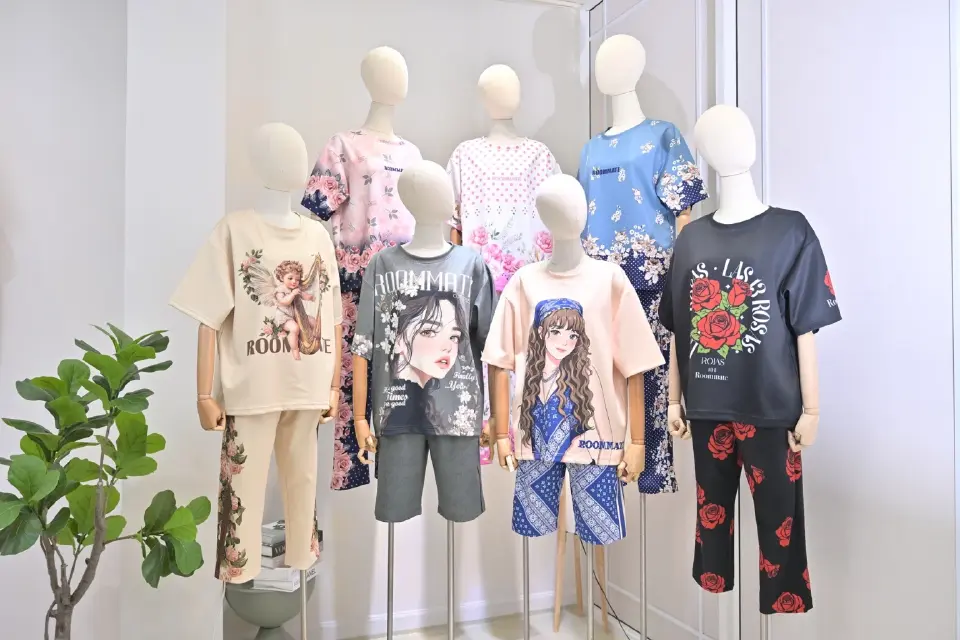 เจาะเทรนด์แฟชั่นเสื้อผ้าผู้หญิงวัย 30+ ‘ชุดเซตฟรีไซส์’ โตเด่นในตลาด