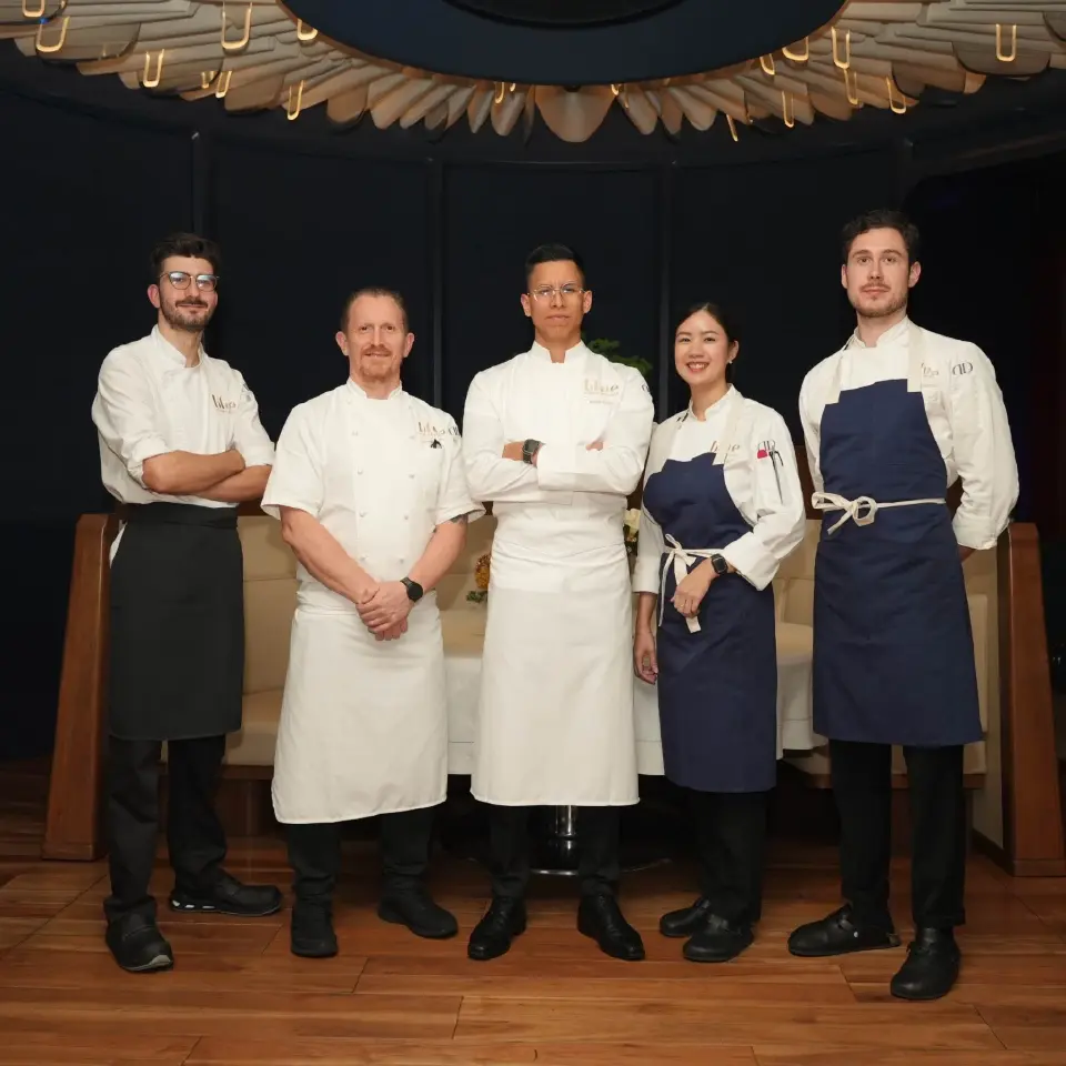 Blue by Alain Ducasse คว้า 2 รางวัลใหญ่ ตอกย้ำแลนด์มาร์กไฟน์ไดนิ่งโลก