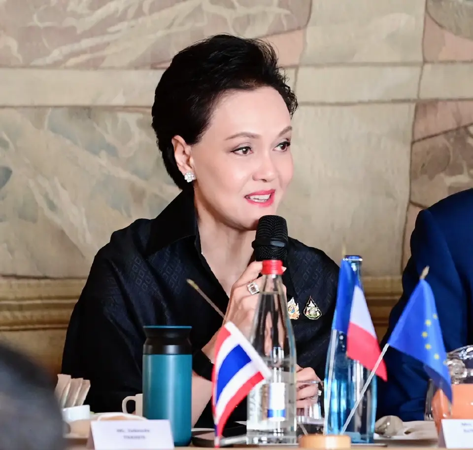 นางศุภจี สุธรรมพันธุ์ รองนายกรัฐมนตรีและรัฐมนตรีว่าการกระทรวงพาณิชย์ หารือกับสมาคมนายจ้างฝรั่งเศล  ณ กรุงปารีส