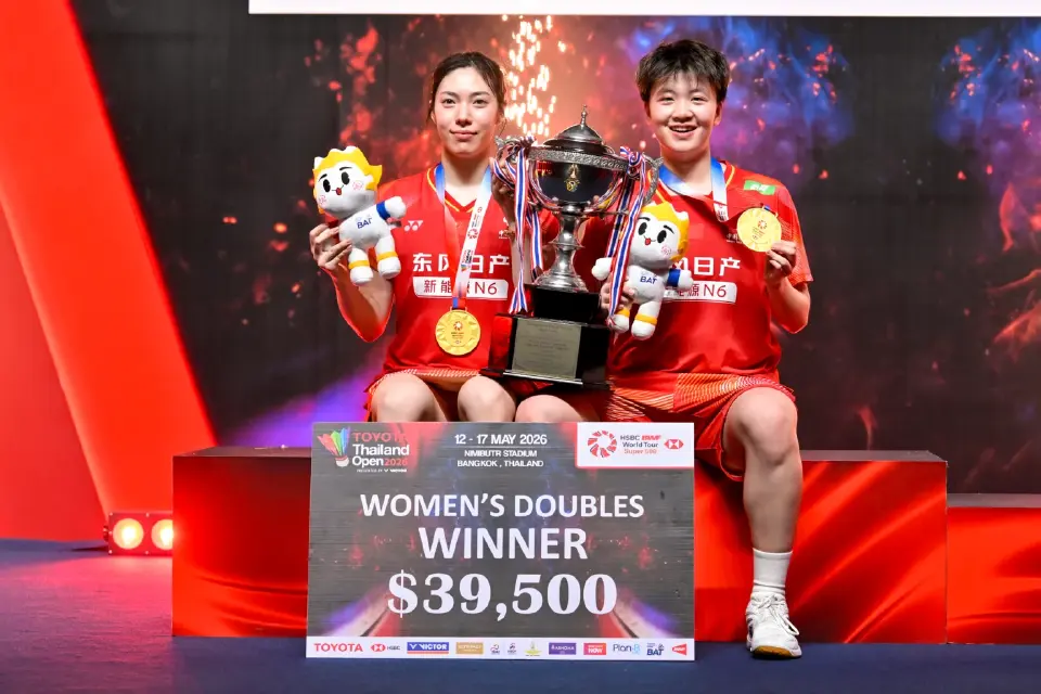 ประเภทหญิงคู่ รอบชิงชนะเลิศ  เบา ลี่จิง กับ เคา ซีฮาน คู่จากจีน เอาชนะ ริน อิวานากะ กับ เคอิ นากานิชิ  จากญี่ปุ่น