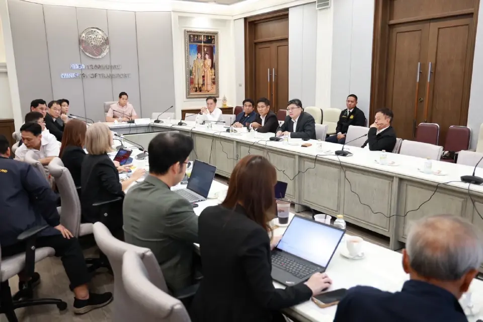 'สรรเพชรญ' เรียกทุกฝ่าย ถกปัญหาถมทะเลท่าเรือแหลมฉบัง ระยะที่ 3 เร่งหาทางออกเดินหน้าโครงการตามมาตรฐานวิศวกรรม 