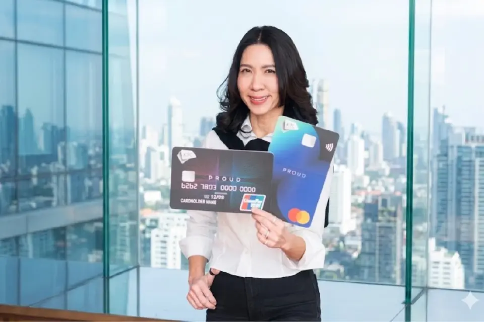 นางสาวพิชามน จิตรเป็นธรรม ผู้บริหารสูงสุด สายงานสินเชื่อบุคคล เคทีซี นำเสนอบัตรกดเงินสด “เคทีซี พราว” 