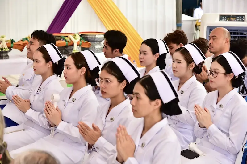 บุคลากรทางการแพทย์ ร่วมพิธีวางศิลาฤกษ์ก่อสร้างโรงพยาบาลทุ่งครุ