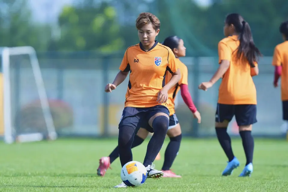 "สุรชา ธนวัฒน์" กองหลังฟุตบอลหญิงทีมชาติไทย U17