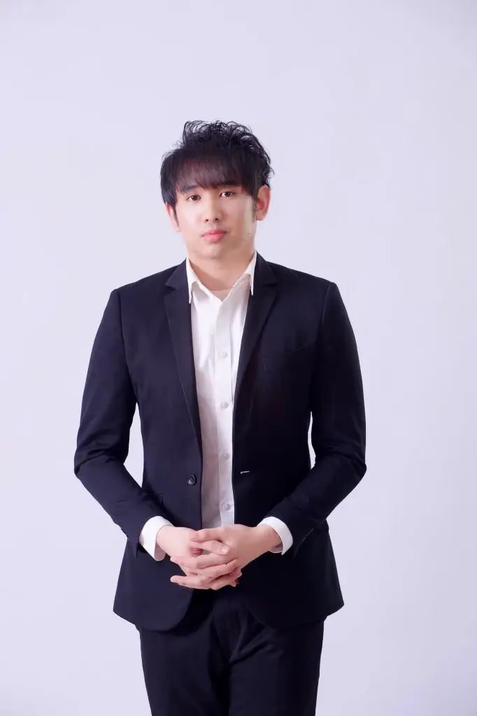 นายวทัญ จิตต์สมนึก ผู้อำนวยการฝ่ายวิเคราะห์กลยุทธ์ บริษัทหลักทรัพย์ พาย จำกัด (มหาชน)
