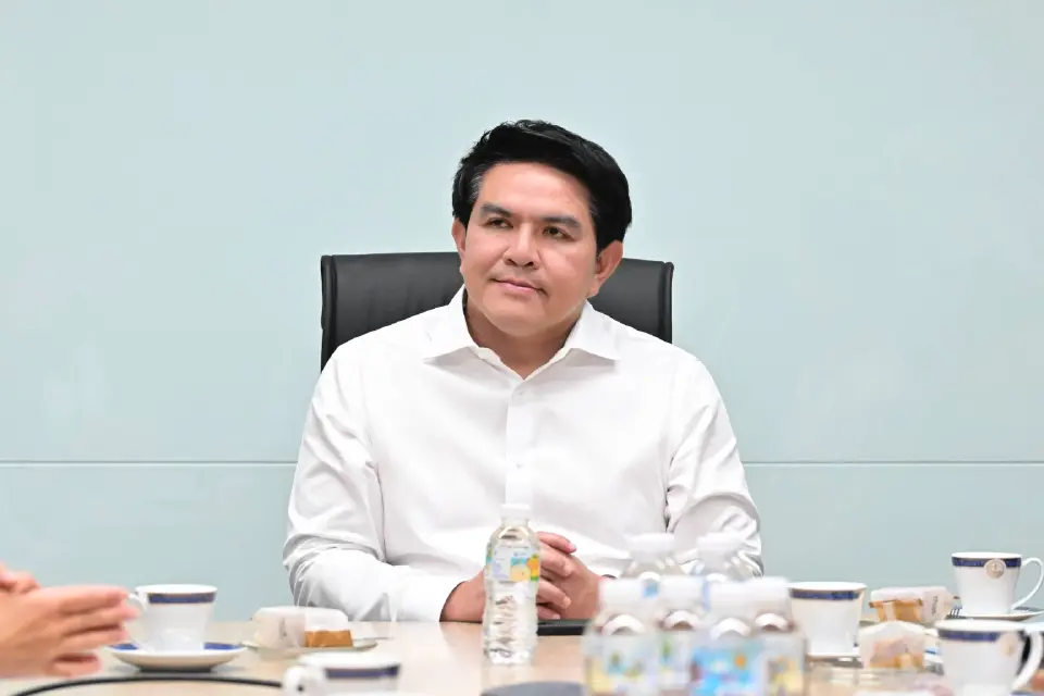 สุรศักดิ์ พันธ์เจริญวรกุล รัฐมนตรีว่าการกระทรวงการท่องเที่ยวและกีฬา