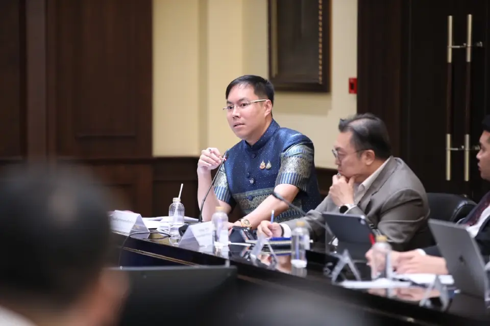 คุณครู รอเฮ ศธ. ลุย 'คืนเวลาสอน' ล้างบางงานเอกสาร รวมโครงการที่ซ้ำซ้อน