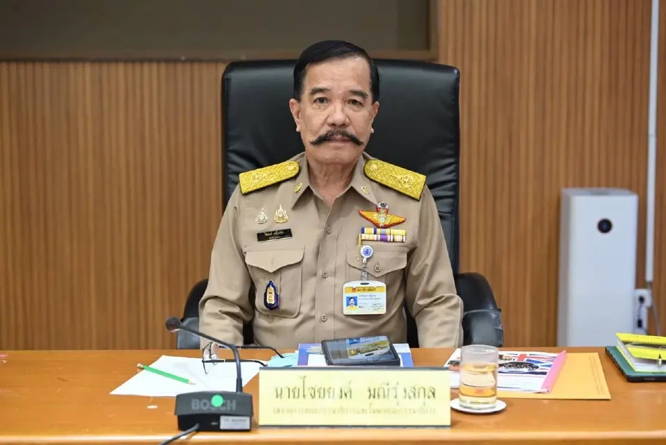 นายไชยยงค์ มณีรุ่งสกุล สมาชิกวุฒิสภา เลขานุการ และโฆษกคณะกรรมาธิการทหาร และความมั่นคงของรัฐ วุฒิสภา