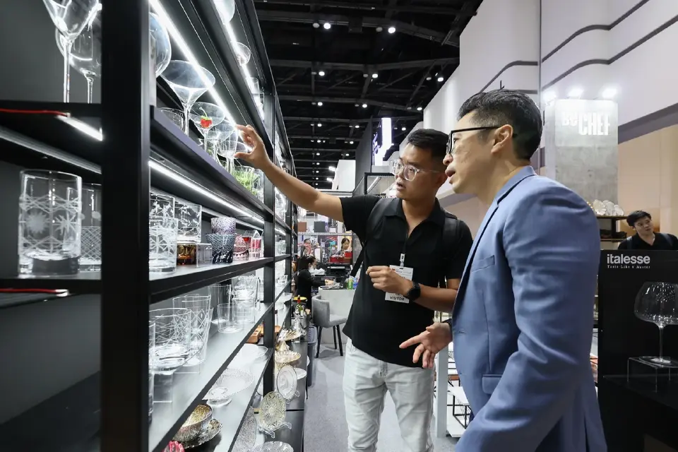 การเลือกซื้ออุปกรณ์ต่างๆ สำหรับในร้านอาหาร