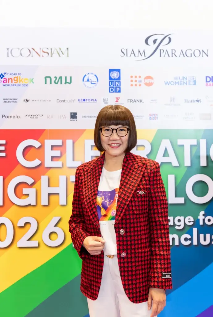 ไอคอนสยาม จุดพลุสีรุ้งครั้งแรกในไทย ดันไทยชิงเจ้าภาพ World Pride
