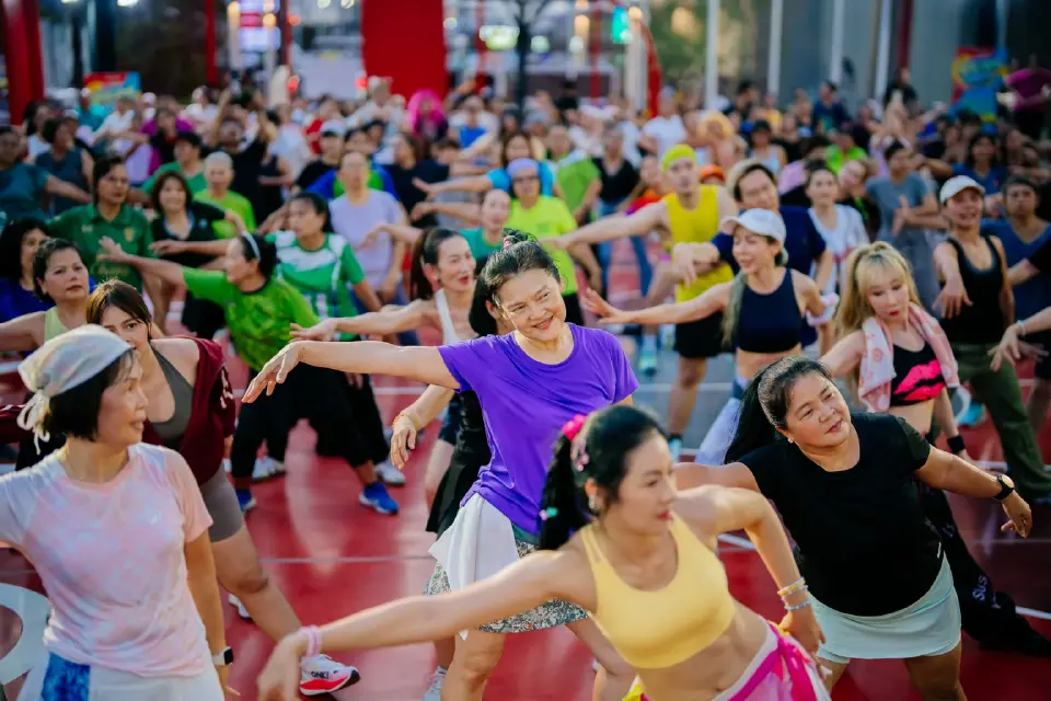 แม็คโคร-โลตัส ปลุก “แอโรบิกหน้าโลตัส” กลับมา เปิด 42 สาขาทั่วไทย