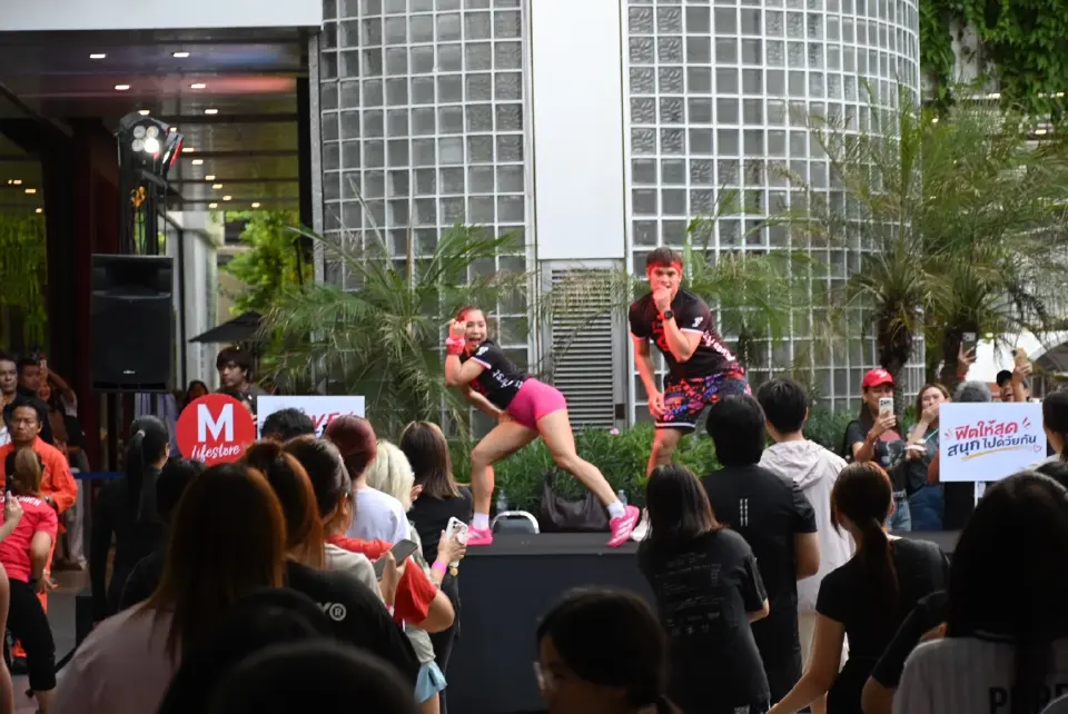 เดอะมอลล์ปั้น ลานแอโรบิคหน้าห้าง รับเทรนด์สุขภาพ ดึงทราฟฟิกคนเมือง