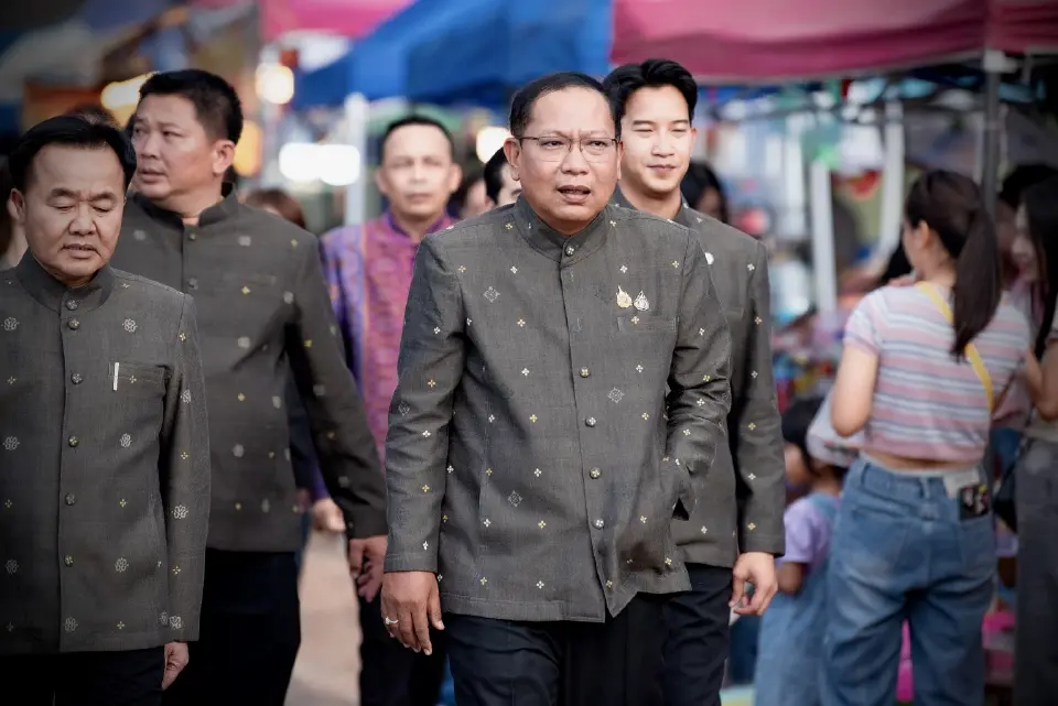 นายชยานันท์ เกตุเมฆ สมาชิกสภาผู้แทนราษฎรจังหวัดหนองบัวลำภู เขต 1 พรรคกล้าธรรม ในฐานะวิปฝ่ายค้าน