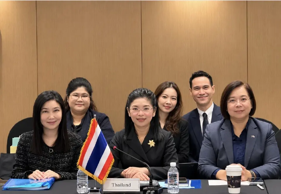 นางอุมาพร ฟูตระกูล รองอธิบดีกรมเจรจาการค้าระหว่างประเทศ เข้าร่วมการประชุมคณะกรรมการร่วมเจรจายกระดับความตกลงการค้าเสรีอาเซียน-สาธารณรัฐเกาหลี หรือ AKFTA Upgrade JC ครั้งที่ 2 เมื่อระหว่างวันที่ 11-12 มิถุนายน 2569 ณ กรุงโซล สาธารณรัฐเกาหลี 