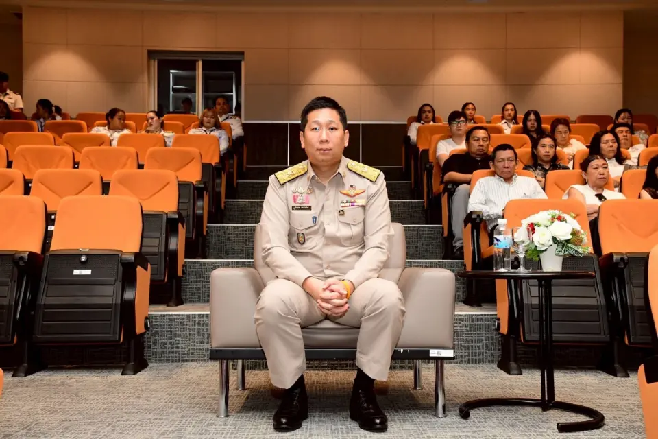 ภัทรพงศ์ ภัทรประสิทธิ์ รัฐมนตรีช่วยว่าการกระทรวงคมนาคม 