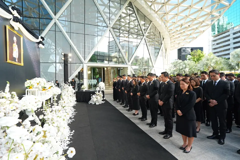 AIS รวมใจแสดงความอาลัย น้อมสำนึกในพระกรุณาธิคุณ เจ้าฟ้าพัชรกิติยาภาฯ
