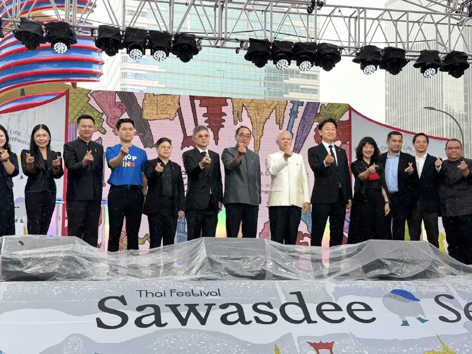ผู้บริหารและภาคีพันธมิตรไทย-เกาหลี ร่วมพิธีเปิดงาน Thai Festival Sawasdee Seoul 2026 อย่างเป็นทางการ ณ คลองชองกเยชอน กรุงโซล