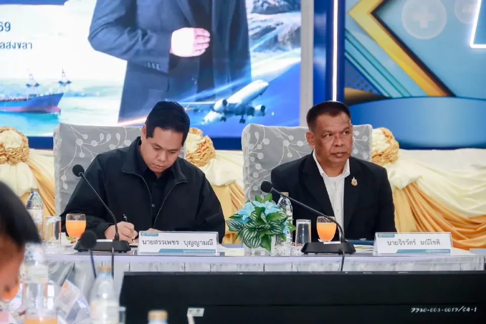 สรรเพชญ บุญญามณี รมช.คมนาคม ติดตามความคืบหน้าโครงการก่อสร้างอาคารผู้ป่วยนอกและอุบัติเหตุ 9 ชั้น รพ.สงขลา 