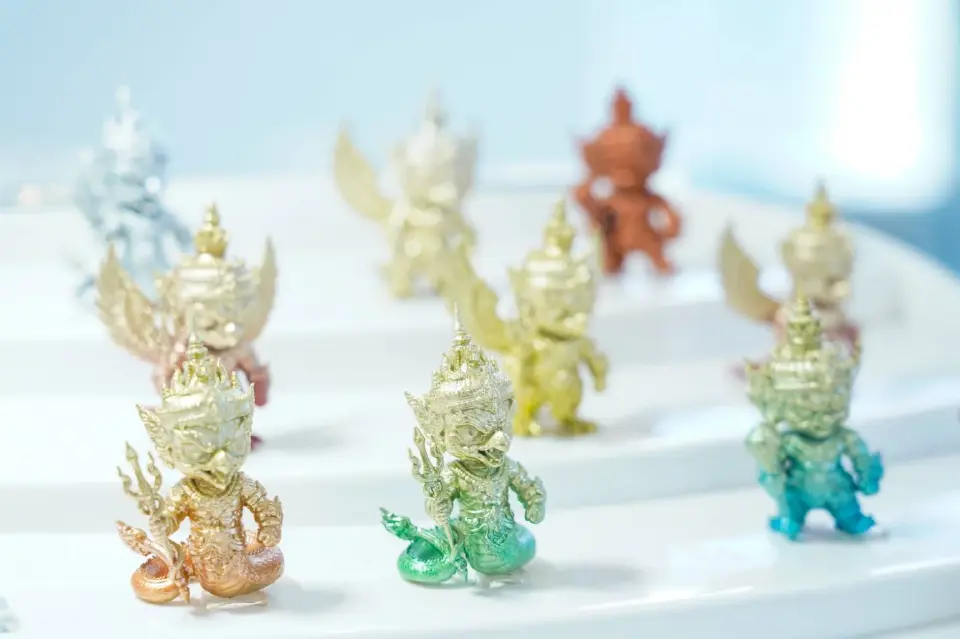 คอลเลกชันฟิกเกอร์สัตว์หิมพานต์ขนาดจิ๋วสีรุ้ง งาน Craft &amp; Art สุดน่ารักในนิทรรศการหิมพานต์ ไอคอนสยาม ที่คนรักงานคราฟท์ไม่ควรพลาด
