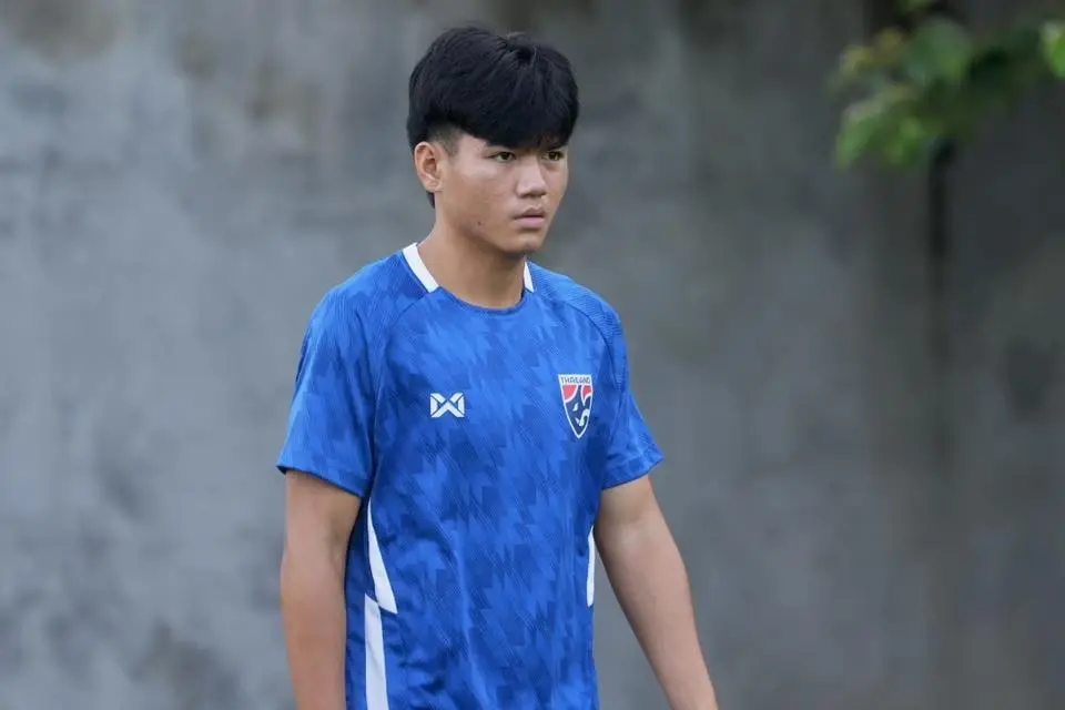 “ภัทรธร บุราณสุข” กองกลางทีมชาติไทย U19