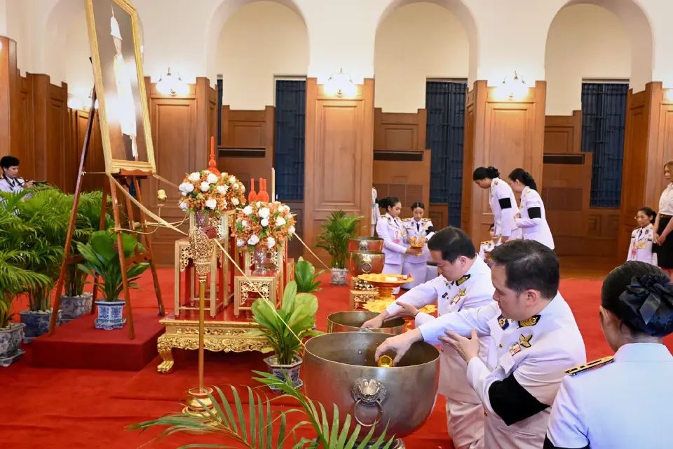 ไทยเบฟและภาคีธุรกิจ น้อมรำลึกในพระกรุณาธิคุณตราบนิจนิรันดร์