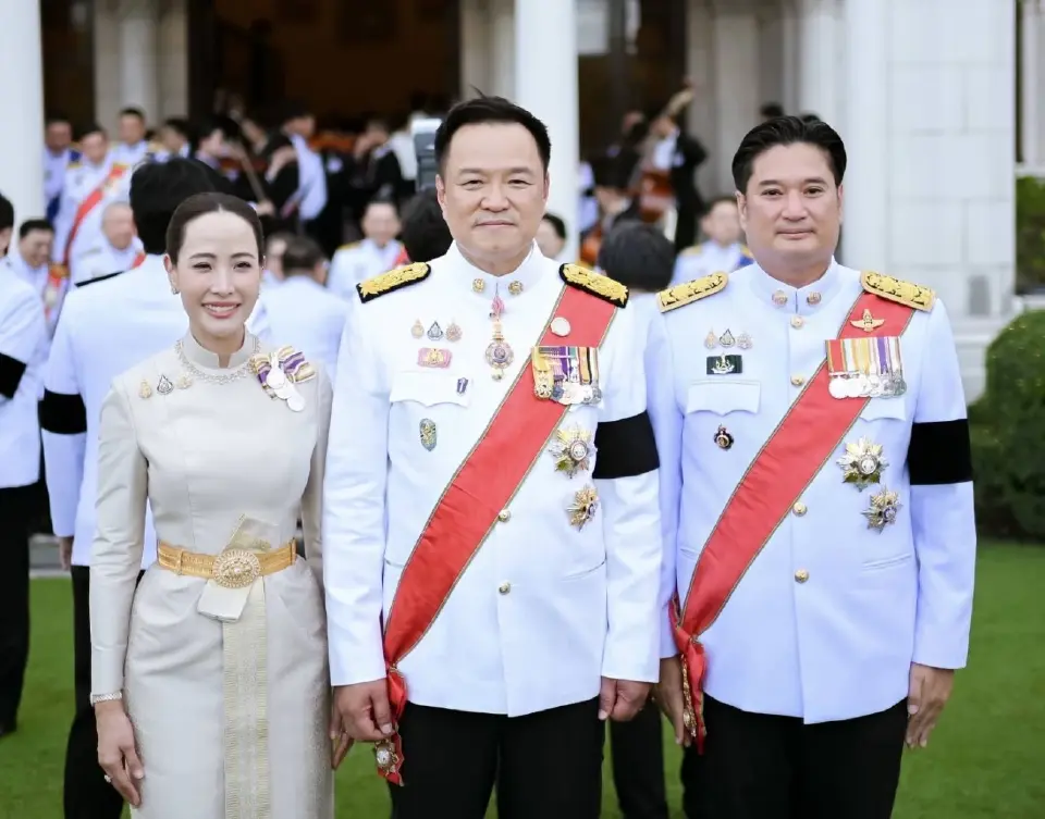 นายรพีภัทร์ จันทร์ศรีวงศ์ ร่วมพิธีในงานสโมสรสันนิบาตเฉลิมพระเกียรติ เนื่องในโอกาสพระราชพิธีมหามงคลเฉลิมพระชนมพรรษา 4 รอบ สมเด็จพระนางเจ้า ฯ พระบรมราชินี 3 มิถุนายน 2569 โดยมี นายอนุทิน ชาญวีรกูล นายกรัฐมนตรี เป็นประธาน ณ ตึกสันติไมตรี ทำเนียบรัฐบาล