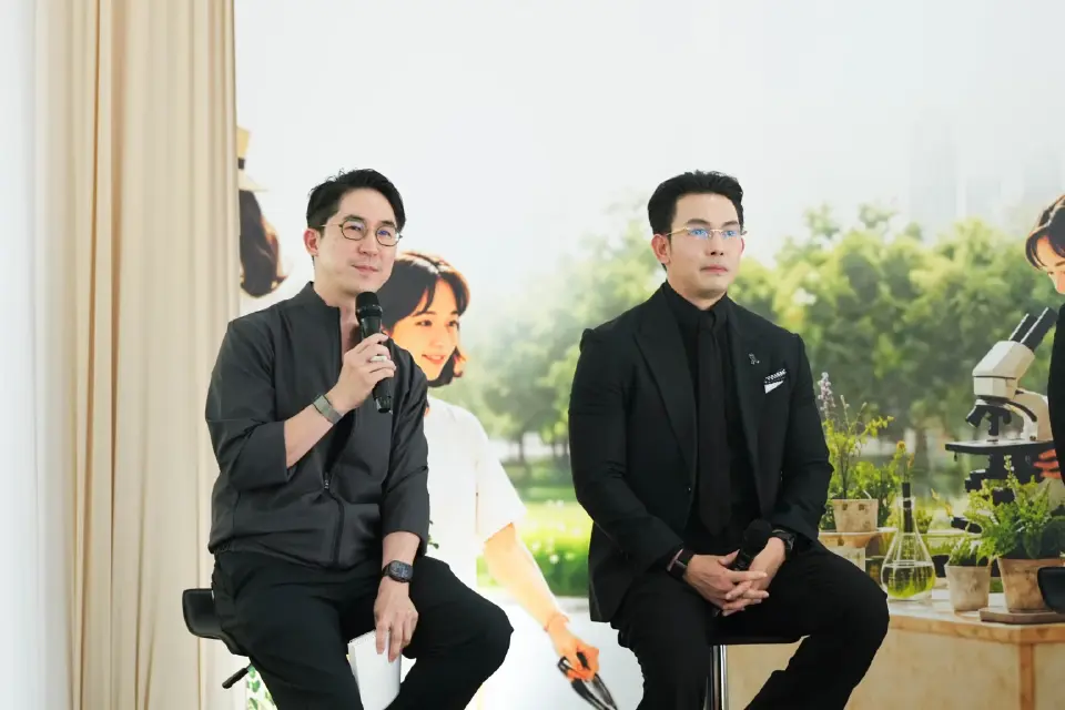 วิทยากรผู้เชี่ยวชาญร่วมเสวนาในงานแถลงข่าวมหกรรมสมุนไพรแห่งชาติ ครั้งที่ 23 ขับเคลื่อนสมุนไพรไทยสู่เศรษฐกิจมูลค่าสูงระดับสากล