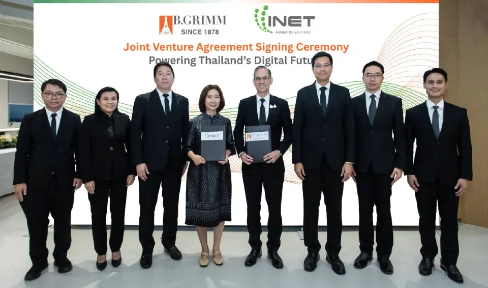 BGRIM จับมือ INET ตั้ง "บี.กริม ไอเน็ต" รุกตลาด Smart Industrial Estate ชูโซลูชัน AI และโครงสร้างพื้นฐานดิจิทัลครบวงจร รองรับนโยบายยกระดับนิคมอุตสาหกรรมของประเทศ พร้อมต่อยอดฐานลูกค้าโรงงานอุตสาหกรรมและสร้างโอกาสการเติบโตจากธุรกิจดิจิทัลที่มีมูลค่าเพิ่มสูงในอนาคต