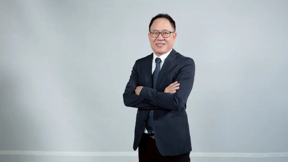 นายชัยพร น้อมพิทักษ์เจริญ กรรมการผู้จัดการ กิจการค้าหลักทรัพย์ บริษัทหลักทรัพย์บัวหลวง 