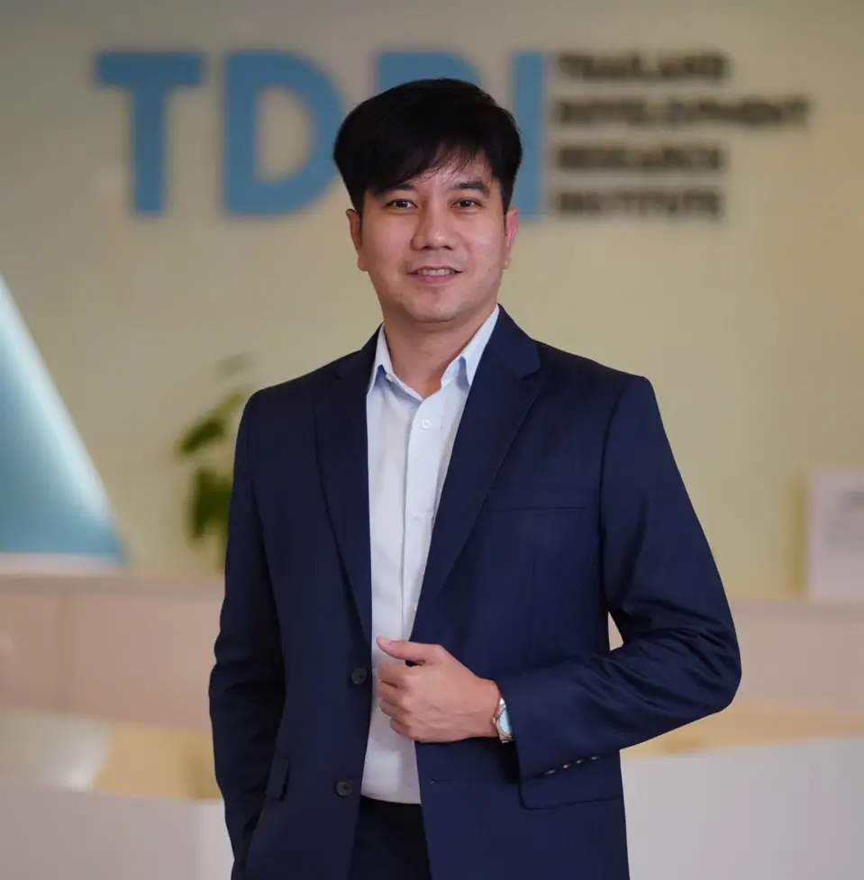 ดร.อติชาติ โรจนกร นักวิจัยสถาบันวิจัยเพื่อการพัฒนาประเทศไทย (TDRI) และกรรมการสมาคมเทคโนโลยีระบบกักเก็บพลังงานไทย (TESTA)
