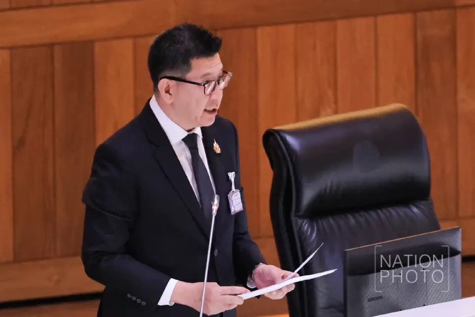 นายเอกนิติ นิติทัณฑ์ประภาศ รองนายกรัฐมนตรี และรัฐมนตรีว่าการกระทรวงการคลัง