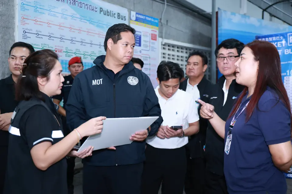 สรรเพชญ บุญญามณี รมช.คมนาคม ลงพื้นที่จังหวัดภูเก็ต เพื่อติดตามการแก้ไขปัญหาคมนาคม ทั้งทางบก ทางน้ำ และ ท่าอากาศยาน