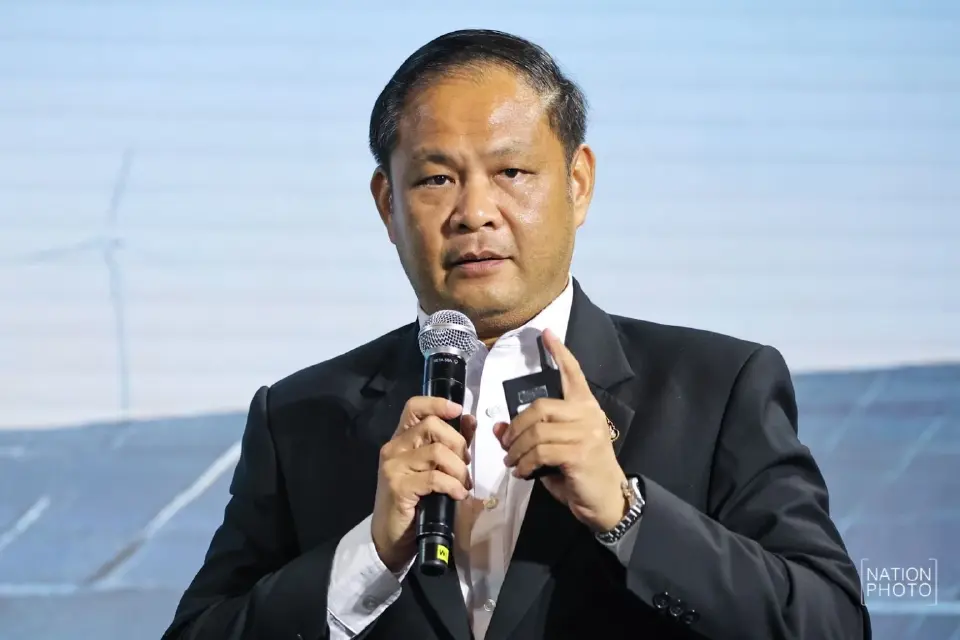นรินทร์ เผ่าวณิช ผู้ว่าการการไฟฟ้าฝ่ายผลิตแห่งประเทศไทย