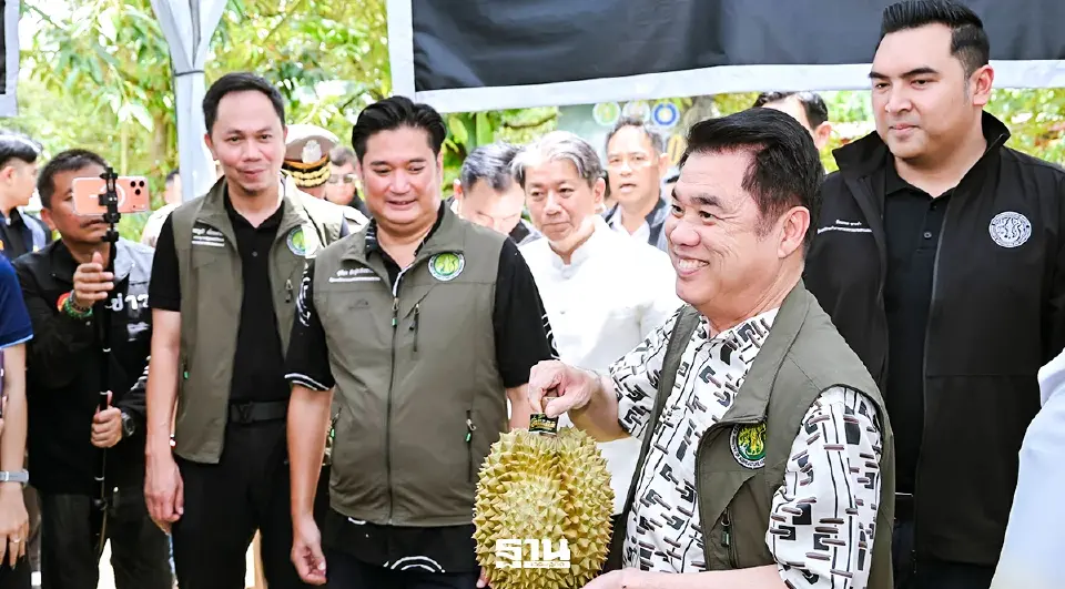 นายสุริยะ จึงรุ่งเรืองกิจ รัฐมนตรีว่าการกระทรวงเกษตรและสหกรณ์