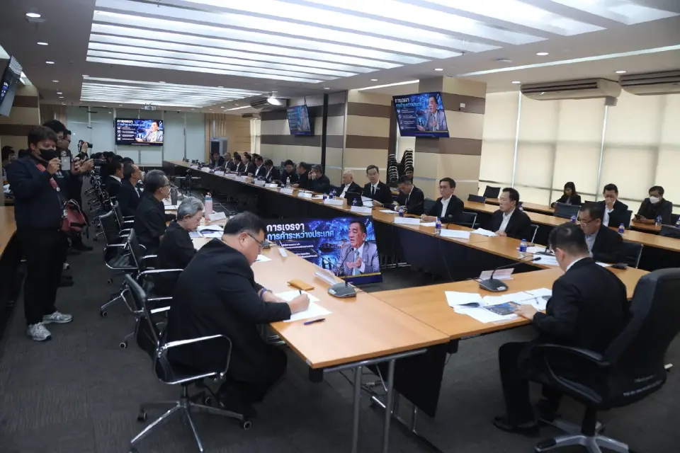 บรรยากาศการประชุมร่วมหอการค้าฯ-กระทรวงอุตสาหกรรม