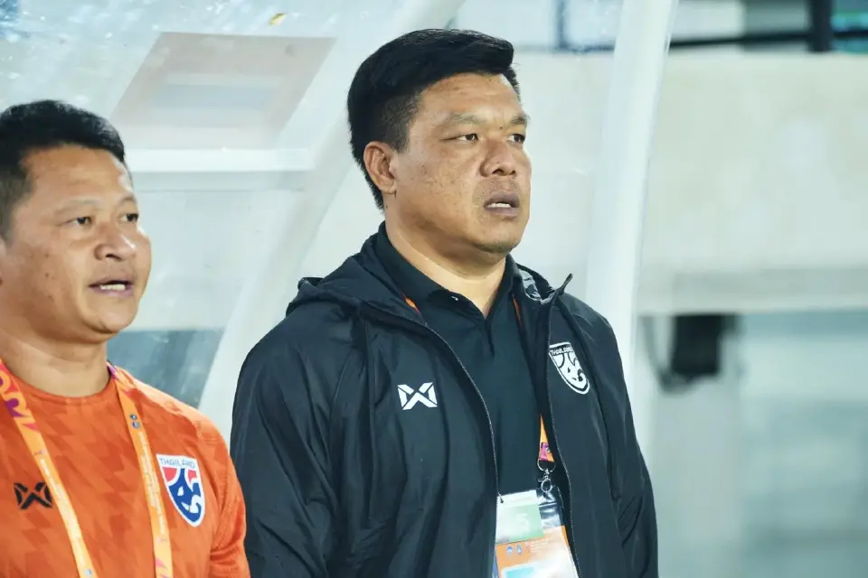 จักรพันธ์ ปั่นปี หัวหน้าผู้ฝึกสอน ฟุตบอลทีมชาติไทย รุ่นอายุไม่เกิน 19 ปี