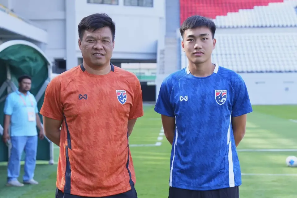 "โค้ชโบ้" จักรพันธ์ ปั่นปี หัวหน้าผู้ฝึกสอนฟุตบอลทีมชาติไทย รุ่นอายุไม่เกิน 19 ปี