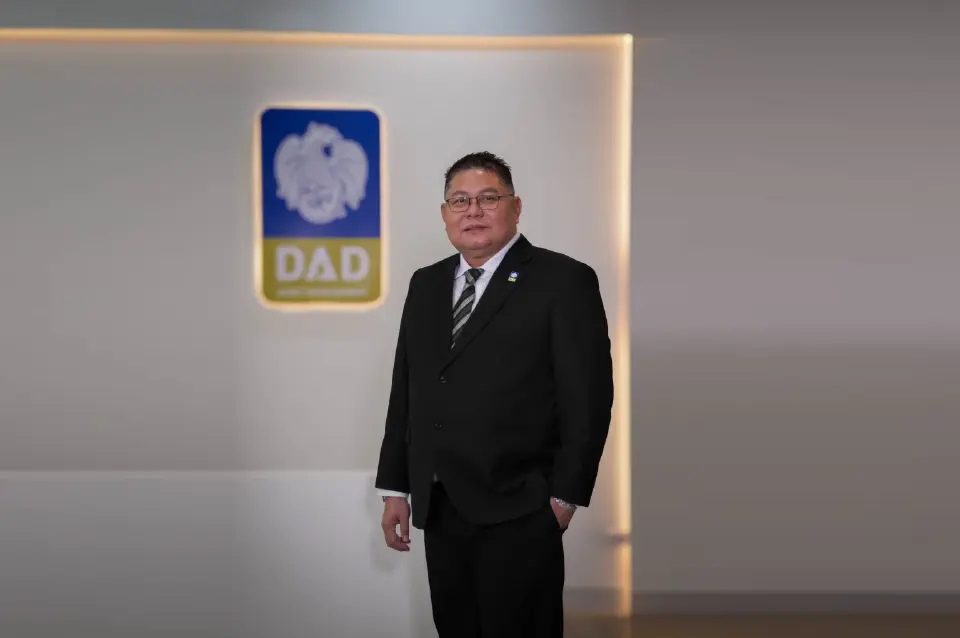 ดร. ธีธัช สุขสะอาด กรรมการผู้จัดการ บริษัท ธนารักษ์พัฒนาสินทรัพย์ จำกัด (ธพส.) 