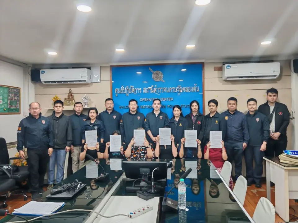 บุกจับ ครูต่างชาติเถื่อน โรงเรียนดังสุขุมวิท ปรับหนักครู-รร. โทษสูงสุดห้ามจ้าง 3 ปี