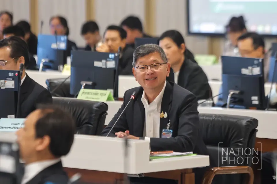  “โรม-รักชนก”ปะทะสส.ภูมิใจไทย เวทีกมธ.สอบ TH-AI Passport ระอุ