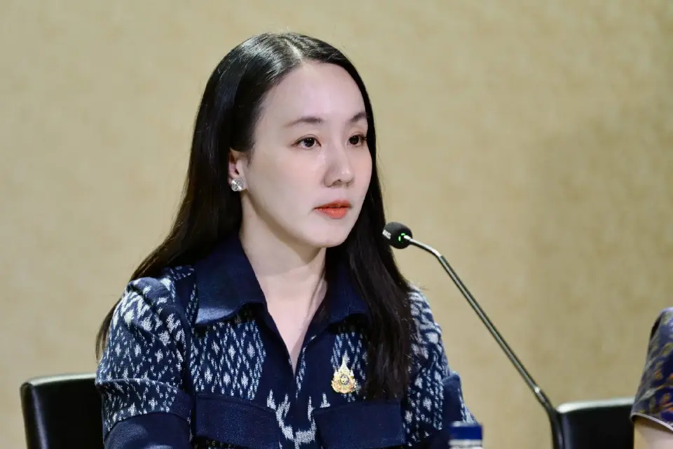 นางสาวลลิดา เพริศวิวัฒนา รองโฆษกประจำสำนักนายกรัฐมนตรี 