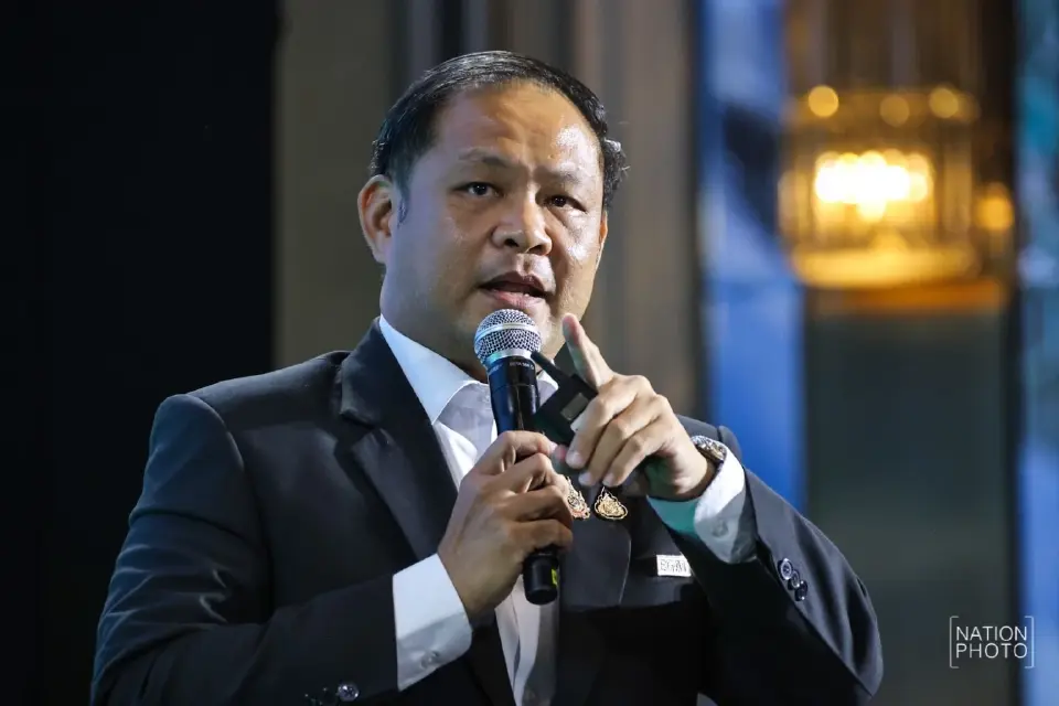 นายนรินทร์ เผ่าวณิช ผู้ว่าการการไฟฟ้าฝ่ายผลิตแห่งประเทศไทย (กฟผ.) งานสัมมนา ROAD TO NET ZERO 2026 