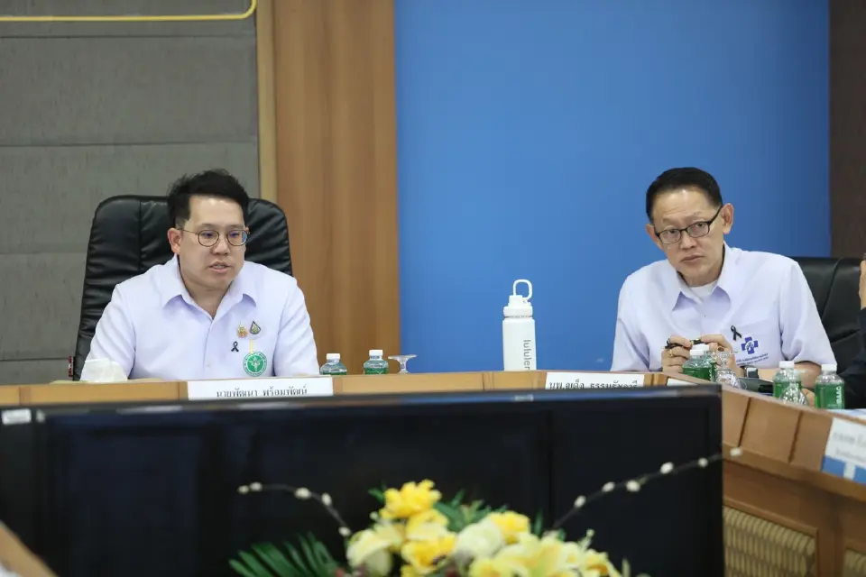 นายพัฒนา พร้อมพัฒน์ รัฐมนตรีว่าการกระทรวงสาธารณสุข ประธานบอร์ด สปสช.ร่วมประชุมเคาะงบบัตรทองปี 2570