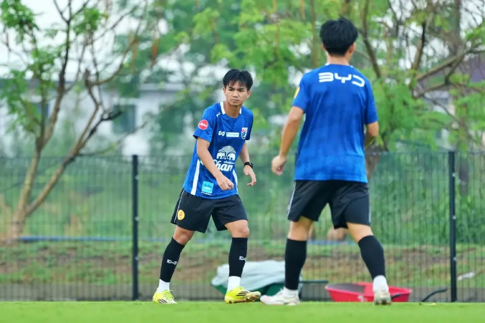 ธนกฤต โชติเมืองปัก กองกลางทีมชาติไทย U23 