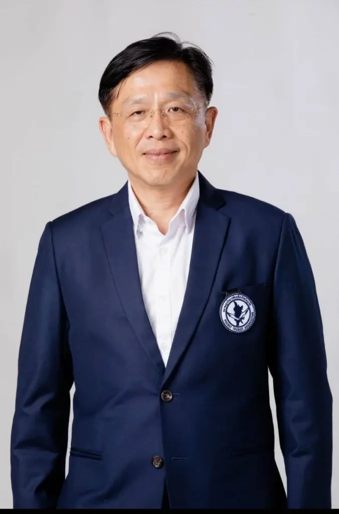 ธเนศ ตันติพิริยะกิจ นายกสมาคมธุรกิจการท่องเที่ยวจังหวัดภูเก็ต