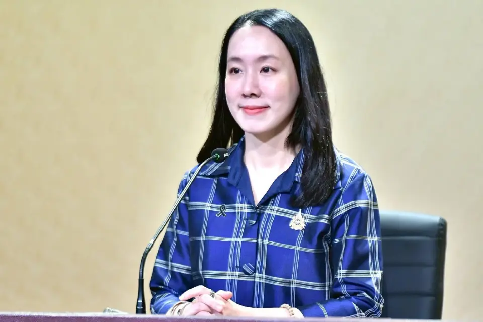 นางสาวลลิดา เพริศวิวัฒนา รองโฆษกประจำสำนักนายกรัฐมนตรี แถลงผลการประชุม ครม. 21 กรกฎาคม 2569  