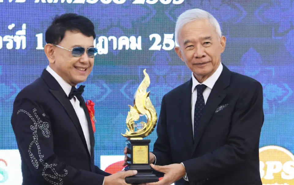 สุวัจน์ ลิปตพัลลภ อดีตรองนายกรัฐมนตรี เป็นประธานในพิธีมอบรางวัล “เพชรกนก” และ “กนกนาคราช” ประจำปี พ.ศ. 2568-2569 ครั้งที่ 6 