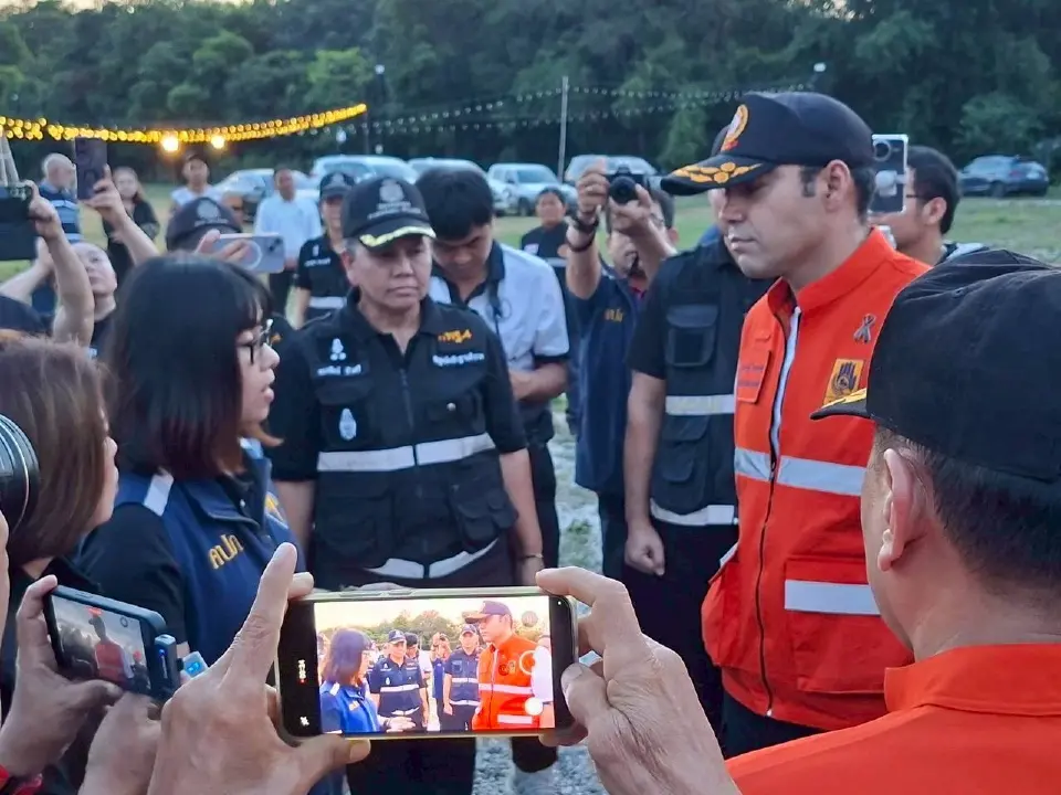 คปภ. ลงพื้นที่ให้ความช่วยเหลือด้านประกันภัย เหตุรถยนต์เฉี่ยวชนคณะพระภิกษุจังหวัดมุกดาหาร