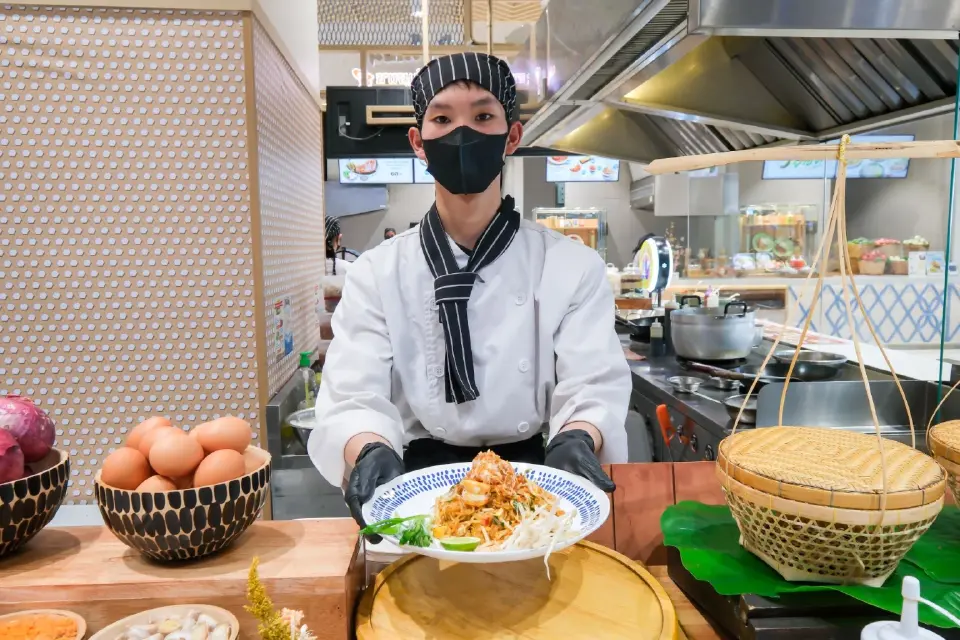 ตลาดนักท่องเที่ยวเกาหลีบูม CPN ดัน 'อาหารไทย' ผ่านเซ็นทรัล ฟู้ด 16 สาขา